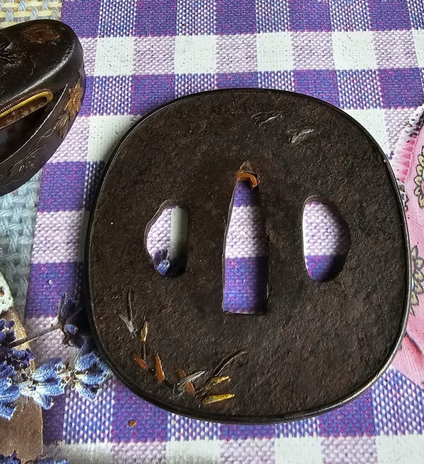 tsuba1.jpg