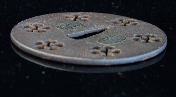 tsuba_sept(10of10).jpg.dbfb6b7bd4604848b8d3d5b5c256e1ae.jpg