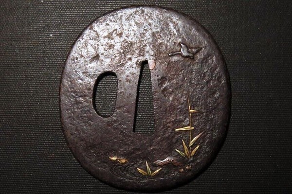 tsuba 3 av.jpg