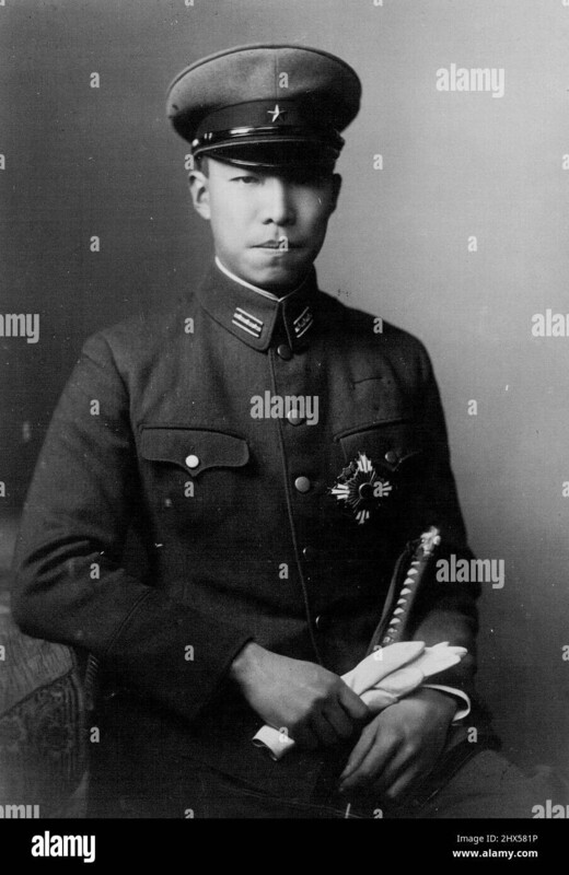 engagement-de-h-i-h-princesse-teru-son-altesse-imperiale-le-prince-morihiro-higashikuni-5-mai-1941-photo-par-le-service-de-photos-de-domei-news-2hx581p.thumb.jpg.1e519ff875cb5a587c7f7af7d20a8f17.jpg